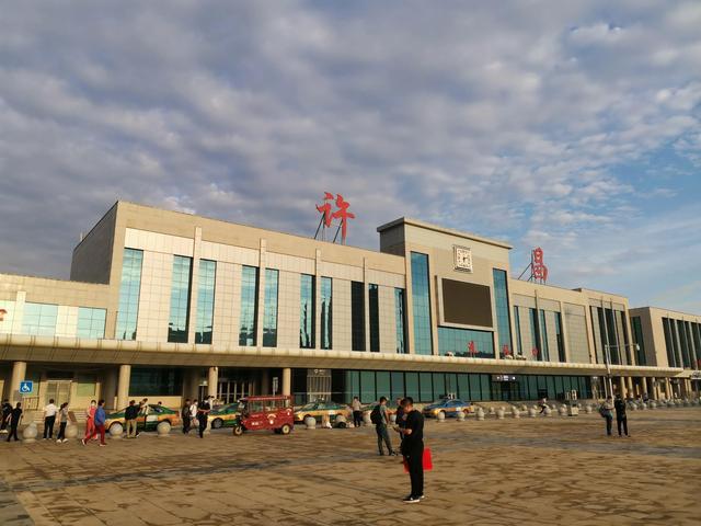东莞到许昌物流公司_东莞到许昌货运专线_轿车托运_直达物流时效价格 东莞到许昌物流公司_东莞到许昌货运专线_轿车托运_直达物流时效价格