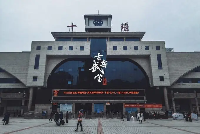 广州到十堰物流公司_广州到十堰货运专线_轿车托运_直达物流时效价格 广州到十堰物流公司_广州到十堰货运专线_轿车托运_直达物流时效价格