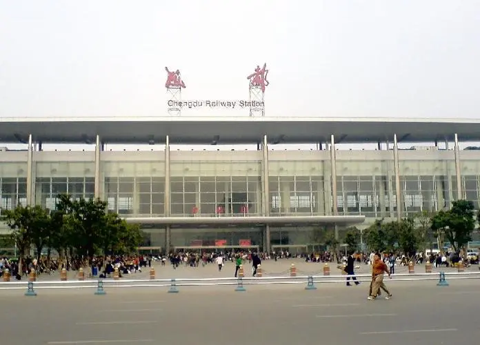 东莞到成都物流公司_东莞到成都货运专线_轿车托运_直达物流时效价格