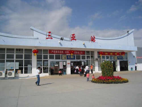 东莞到三亚物流公司_东莞到三亚货运专线_轿车托运_直达物流时效价格 东莞到三亚物流公司_东莞到三亚货运专线_轿车托运_直达物流时效价格